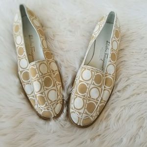 PRICE CUT  Salvatore Ferragamo Gancini loafers